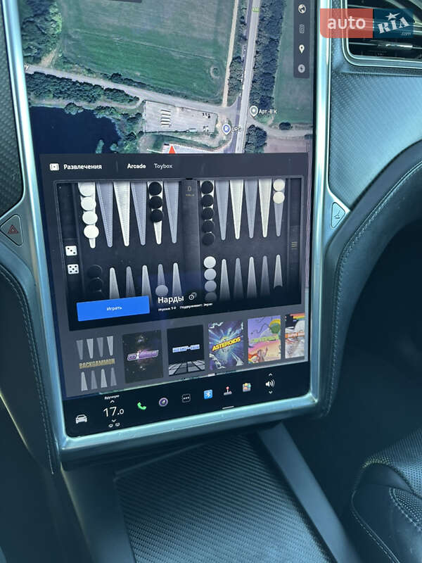 Позашляховик / Кросовер Tesla Model X 2016 в Вінниці