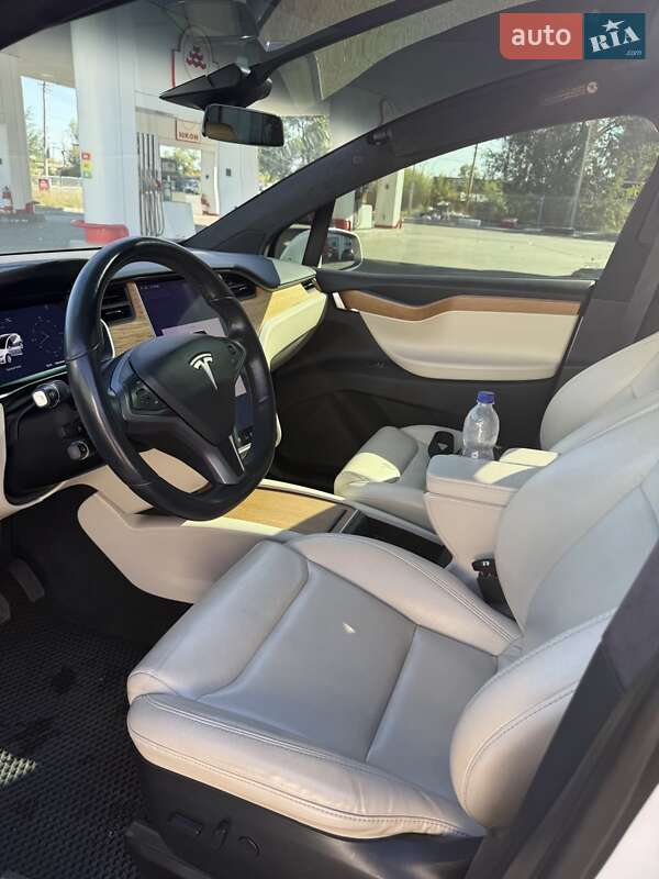 Позашляховик / Кросовер Tesla Model X 2020 в Дніпрі