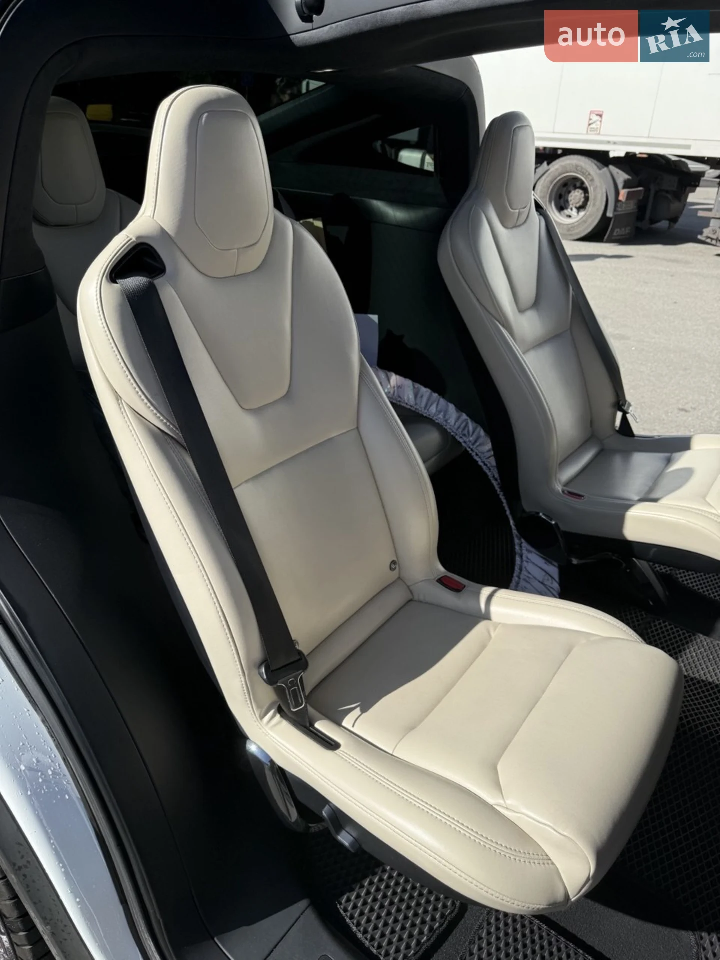 2020 Tesla Model X - мініатюра 19
