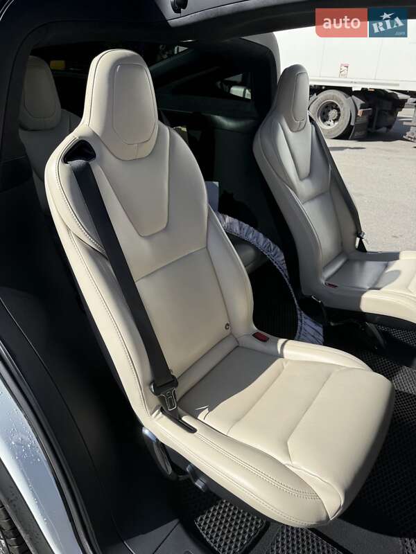 Позашляховик / Кросовер Tesla Model X 2020 в Дніпрі