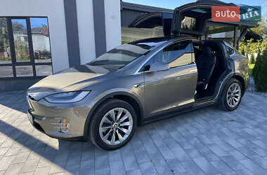 Внедорожник / Кроссовер Tesla Model X 2016 в 