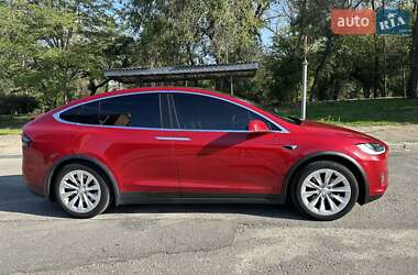 Внедорожник / Кроссовер Tesla Model X 2018 в 