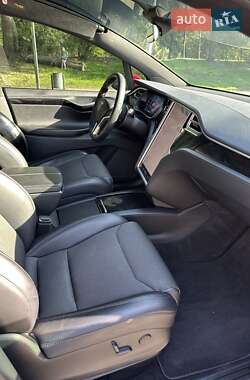 Внедорожник / Кроссовер Tesla Model X 2018 в 