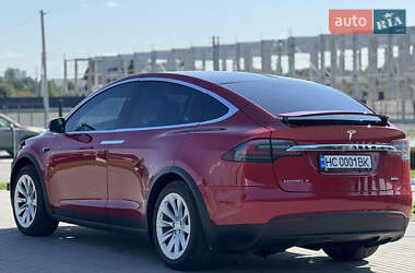 Позашляховик / Кросовер Tesla Model X 2017 в 
