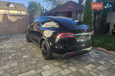 Внедорожник / Кроссовер Tesla Model X 2016 в 