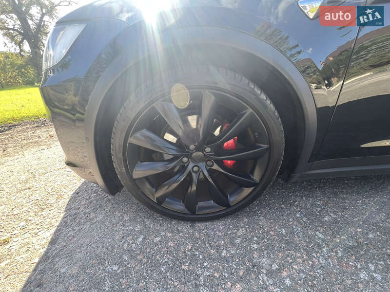 Внедорожник / Кроссовер Tesla Model X 2018 в Киеве фото 8 Внедорожник / Кроссовер Tesla Model X 2018 в Киеве