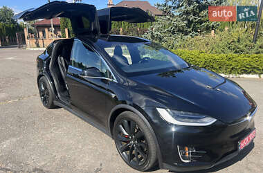 Внедорожник / Кроссовер Tesla Model X 2018 в 