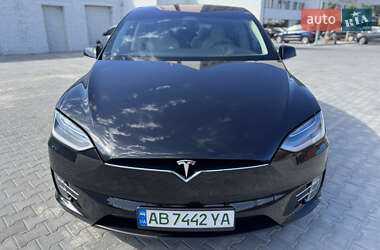 Внедорожник / Кроссовер Tesla Model X 2017 в 