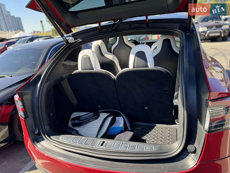 Позашляховик / Кросовер Tesla Model X 2018 в Києві