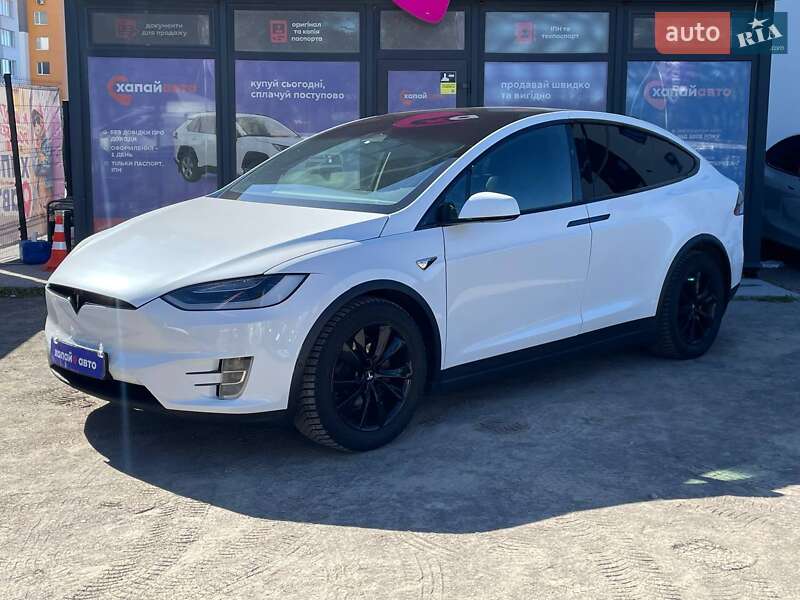 Внедорожник / Кроссовер Tesla Model X 2016 в Виннице