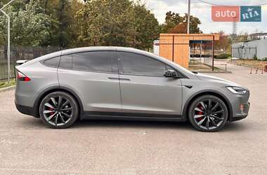 Позашляховик / Кросовер Tesla Model X 2019 в 