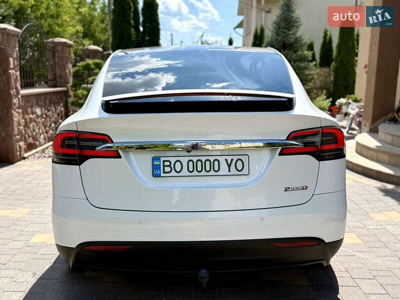 Внедорожник / Кроссовер Tesla Model X 2017 в Тернополе