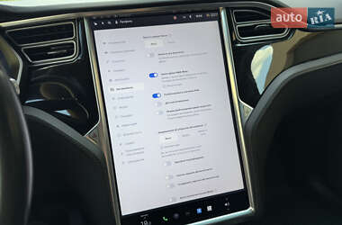 Позашляховик / Кросовер Tesla Model X 2017 в 