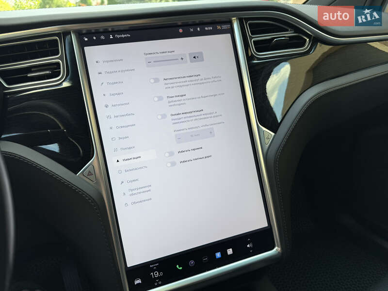 Внедорожник / Кроссовер Tesla Model X 2017 в Тернополе