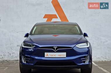Позашляховик / Кросовер Tesla Model X 2016 в 