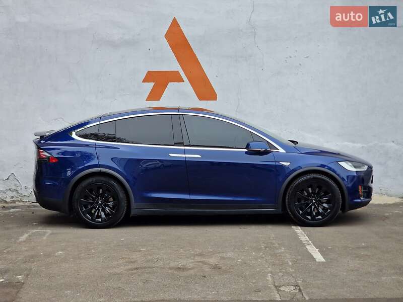 Позашляховик / Кросовер Tesla Model X 2016 в Одесі