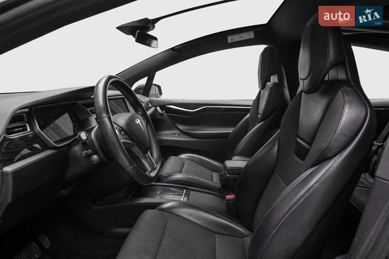 Внедорожник / Кроссовер Tesla Model X 2017 в Житомире