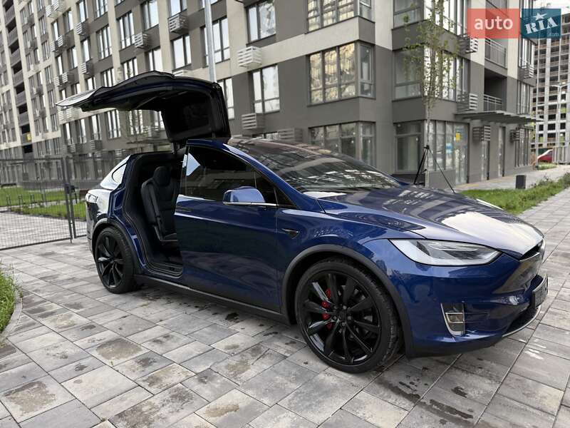 Позашляховик / Кросовер Tesla Model X 2020 в Києві