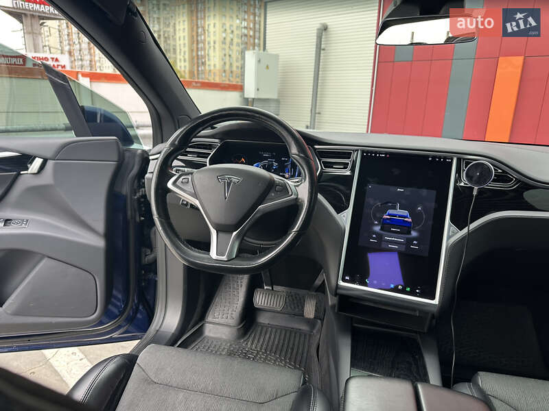 Внедорожник / Кроссовер Tesla Model X 2017 в Киеве фото 9 Внедорожник / Кроссовер Tesla Model X 2017 в Киеве