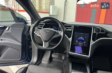 Внедорожник / Кроссовер Tesla Model X 2017 в 
