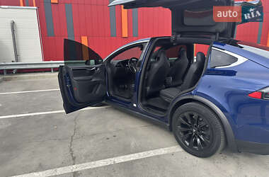 Позашляховик / Кросовер Tesla Model X 2017 в Києві