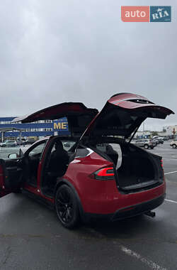 Позашляховик / Кросовер Tesla Model X 2017 в 