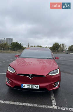Позашляховик / Кросовер Tesla Model X 2017 в 