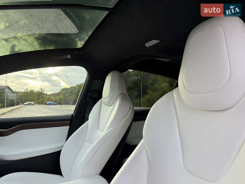 Позашляховик / Кросовер Tesla Model X 2019 в Дніпрі фото 18 Позашляховик / Кросовер Tesla Model X 2019 в Дніпрі