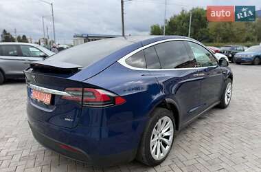 Внедорожник / Кроссовер Tesla Model X 2017 в 