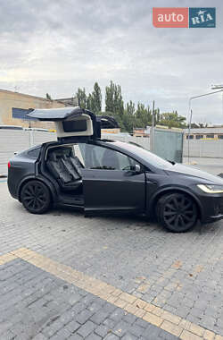 Внедорожник / Кроссовер Tesla Model X 2018 в 