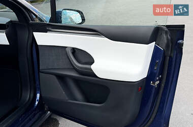 Позашляховик / Кросовер Tesla Model X 2022 в 