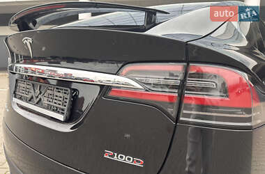 Внедорожник / Кроссовер Tesla Model X 2018 в 