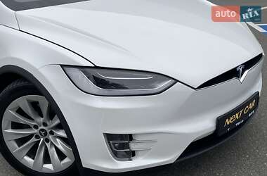 Внедорожник / Кроссовер Tesla Model X 2019 в 