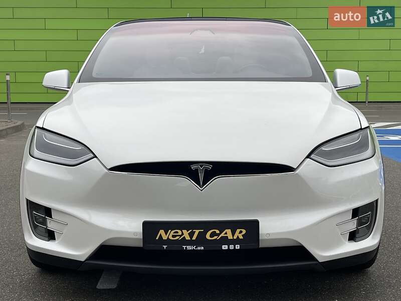 Внедорожник / Кроссовер Tesla Model X 2019 в Киеве