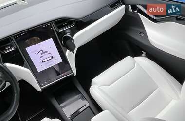 Внедорожник / Кроссовер Tesla Model X 2019 в 