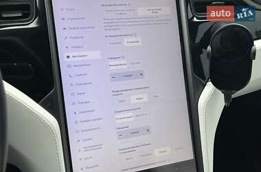 Внедорожник / Кроссовер Tesla Model X 2019 в 