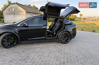 Внедорожник / Кроссовер Tesla Model X 2018 в 