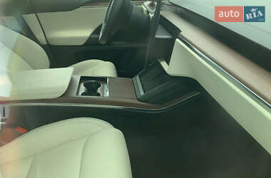 Позашляховик / Кросовер Tesla Model X 2023 в 