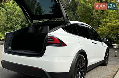 Позашляховик / Кросовер Tesla Model X 2022 в 