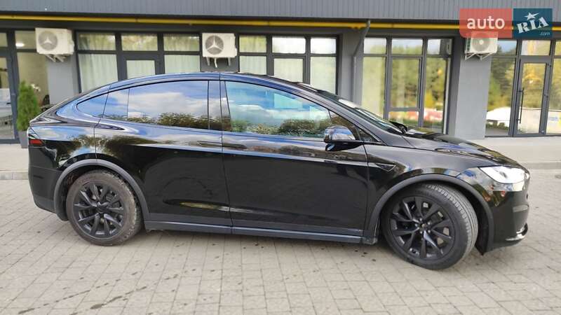 Позашляховик / Кросовер Tesla Model X 2023 в Новояворівську