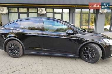 Позашляховик / Кросовер Tesla Model X 2023 в 