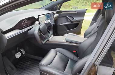 Позашляховик / Кросовер Tesla Model X 2023 в 