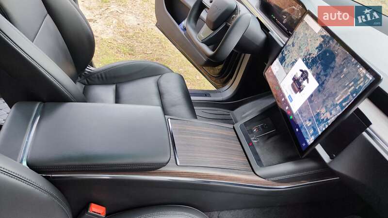 Позашляховик / Кросовер Tesla Model X 2023 в Новояворівську