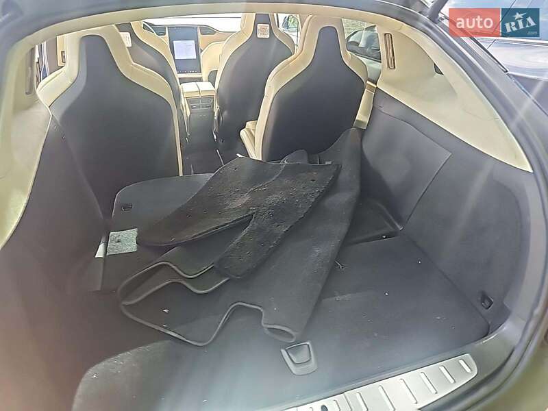 Внедорожник / Кроссовер Tesla Model X 2018 в Киеве фото 12 Внедорожник / Кроссовер Tesla Model X 2018 в Киеве