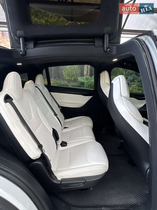 Внедорожник / Кроссовер Tesla Model X 2018 в Днепре