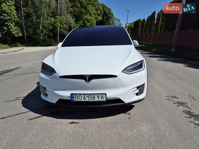 Внедорожник / Кроссовер Tesla Model X 2016 в Тернополе