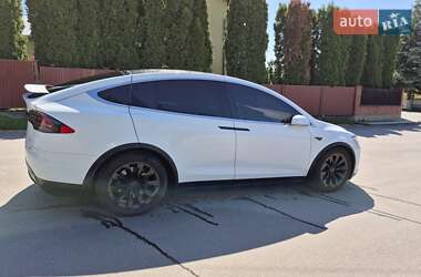 Позашляховик / Кросовер Tesla Model X 2016 в 