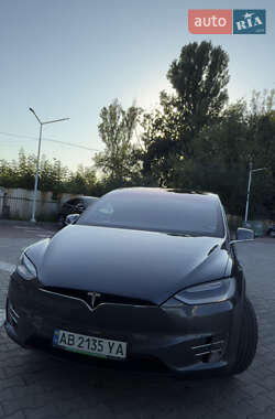 Позашляховик / Кросовер Tesla Model X 2018 в Вінниці