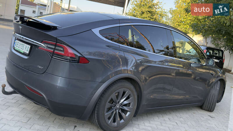 Позашляховик / Кросовер Tesla Model X 2018 в Вінниці