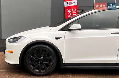 Позашляховик / Кросовер Tesla Model X 2023 в 